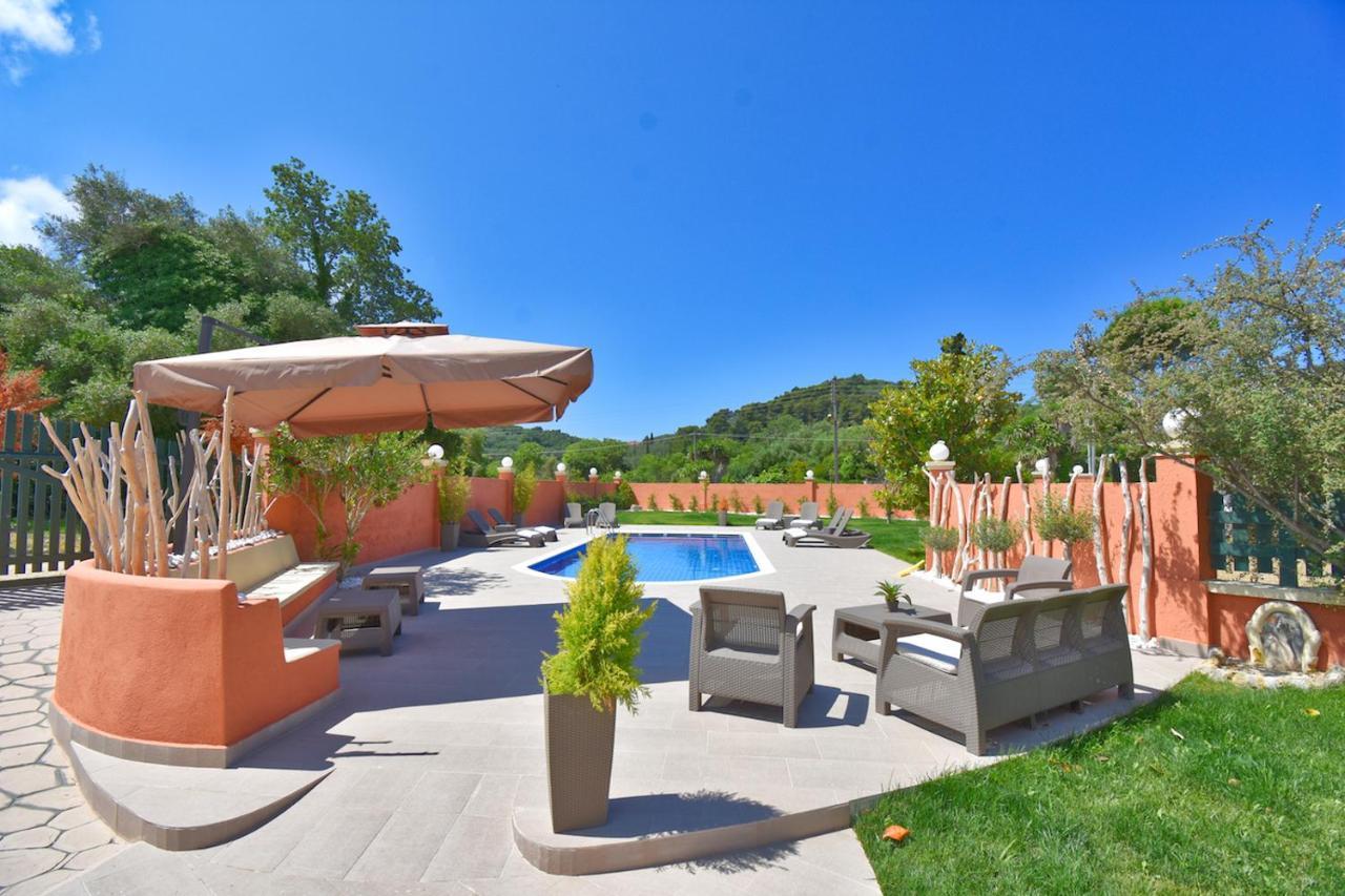 Villa Alex Σιναράδες Εξωτερικό φωτογραφία