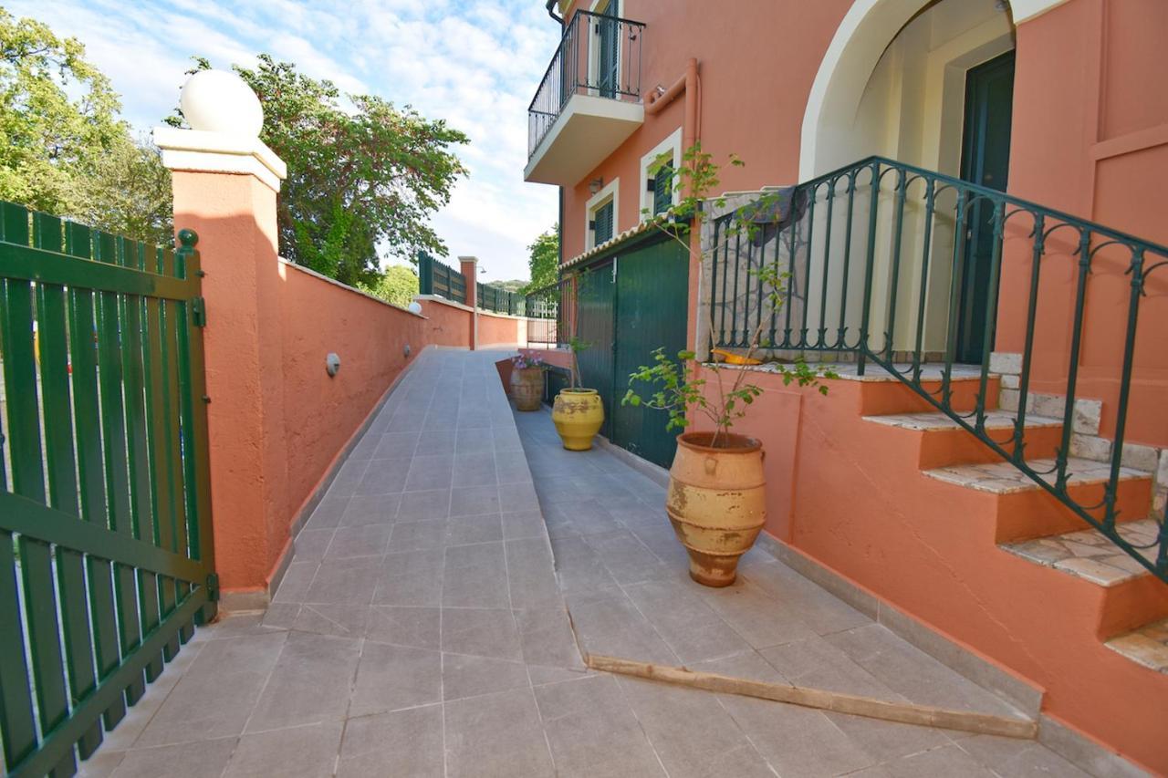 Villa Alex Σιναράδες Εξωτερικό φωτογραφία
