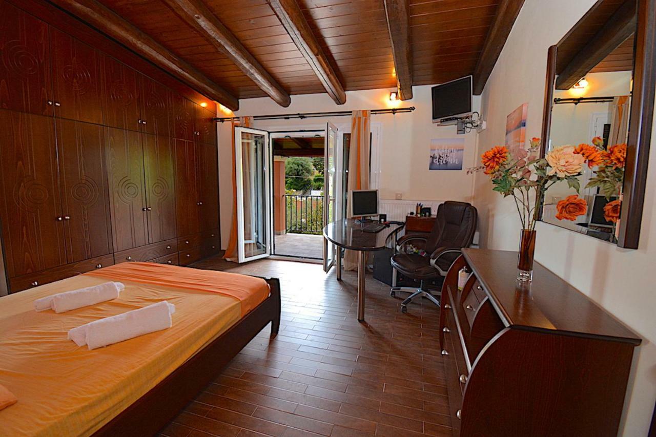 Villa Alex Σιναράδες Εξωτερικό φωτογραφία