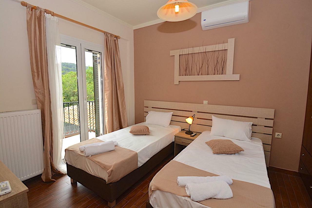 Villa Alex Σιναράδες Εξωτερικό φωτογραφία