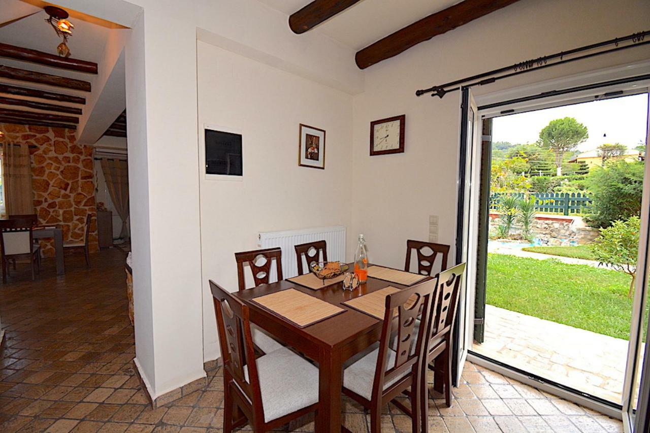 Villa Alex Σιναράδες Εξωτερικό φωτογραφία