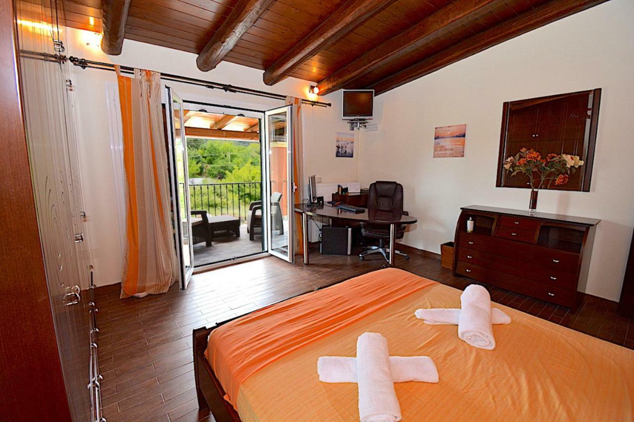 Villa Alex Σιναράδες Εξωτερικό φωτογραφία