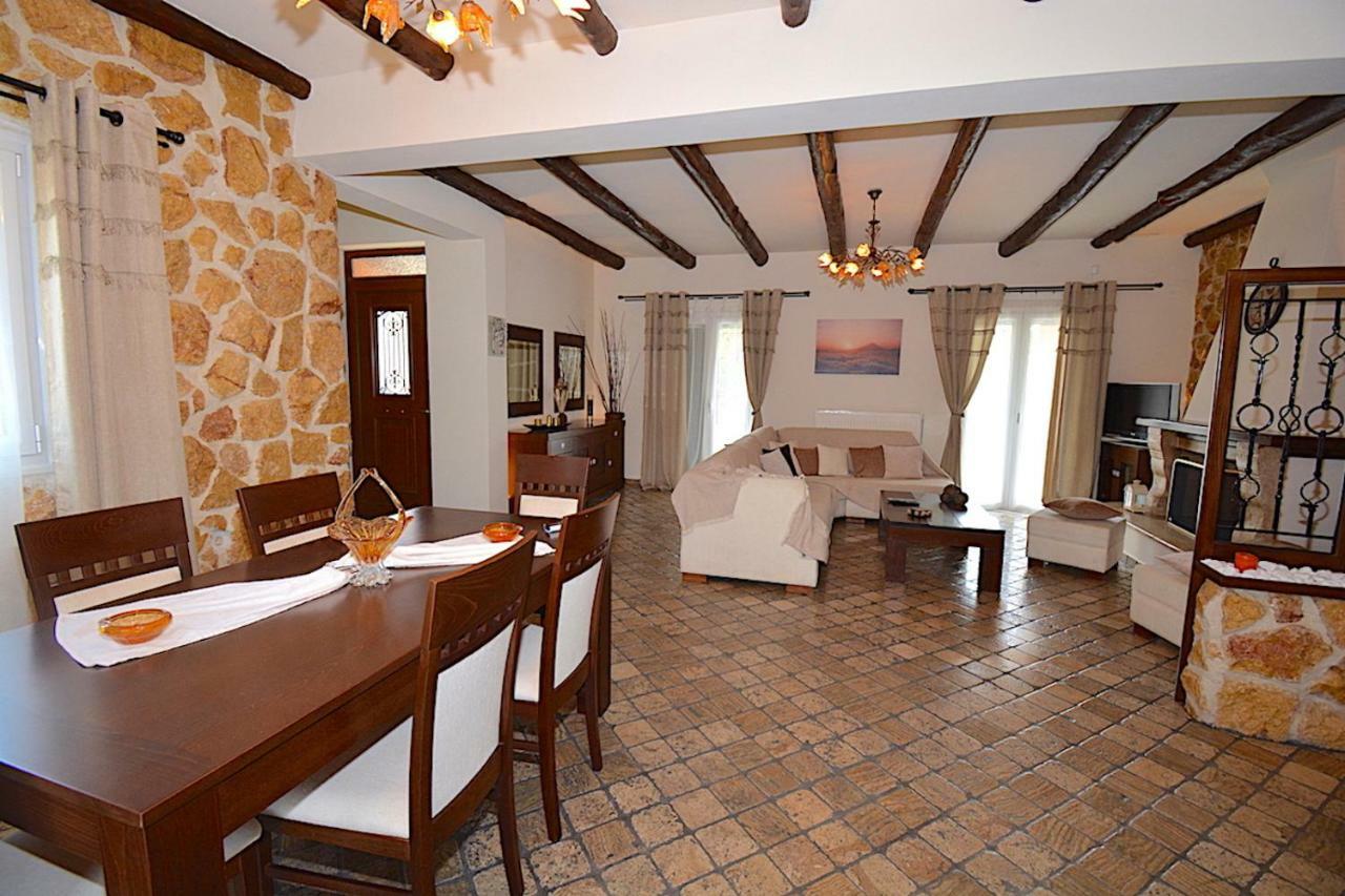 Villa Alex Σιναράδες Εξωτερικό φωτογραφία