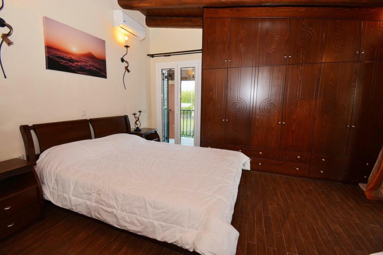 Villa Alex Σιναράδες Εξωτερικό φωτογραφία